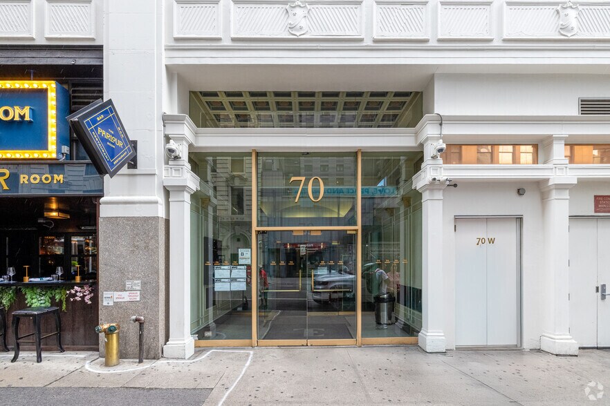 More Photos Of 70 W 36th St, New York Office For Sale