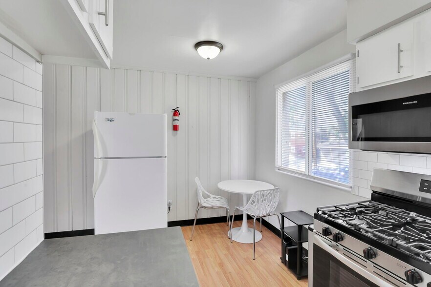 More Photos Of 27 W 8th Ave, Columbus Apartments For Sale