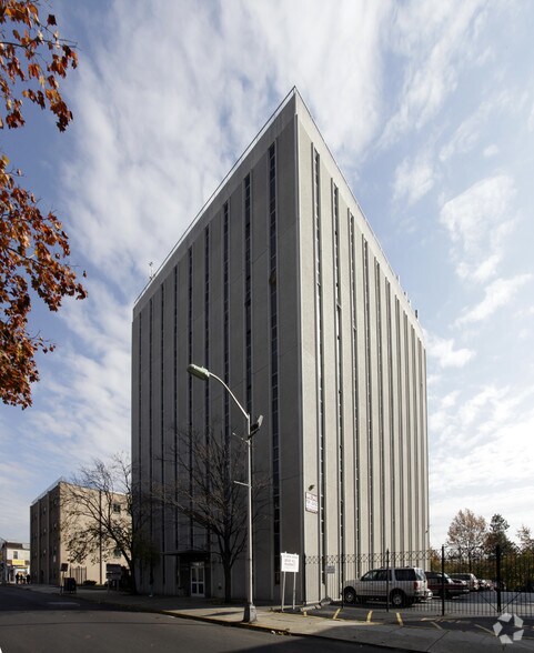 More Photos Of 50 Union Ave, Irvington Medical For Lease