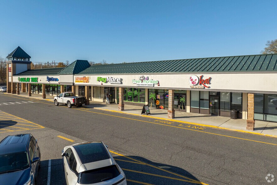 More Photos Of 68 Stafford St, Worcester Freestanding For Lease