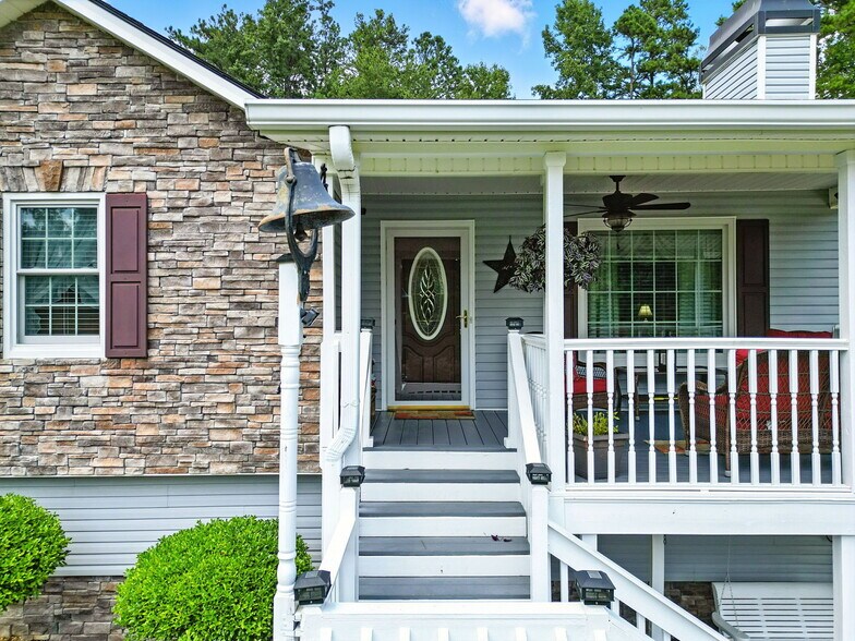 More Photos Of 84 Ledbetter Rd, Villa Rica Light Distribution For Sale