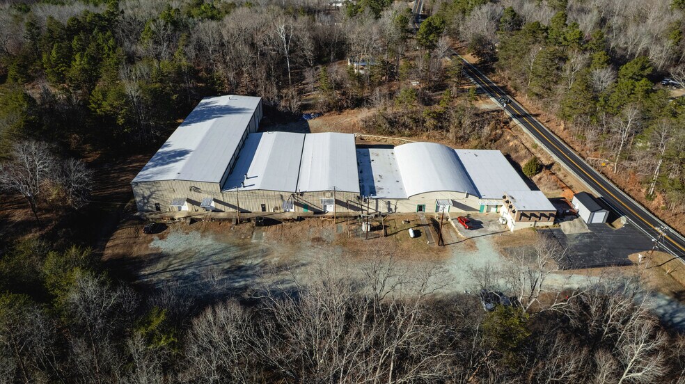 More Photos Of 1941 Haw River Hopedale Rd, Burlington Warehouse For Sale