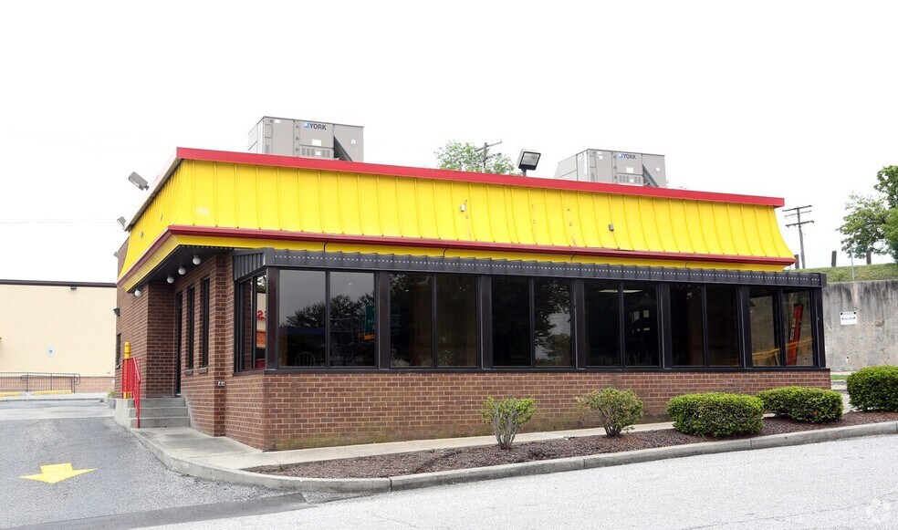 Primary Photo Of 1660 Whitehead Ct, Baltimore Fast Food For Lease