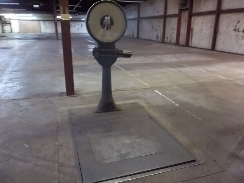 More Photos Of 1250 Tank Street, Neodesha Industrial For Sale