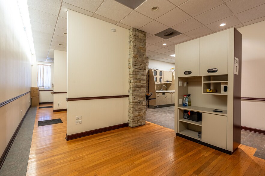 More Photos Of 4346 N Pulaski Rd, Chicago Apartments For Lease