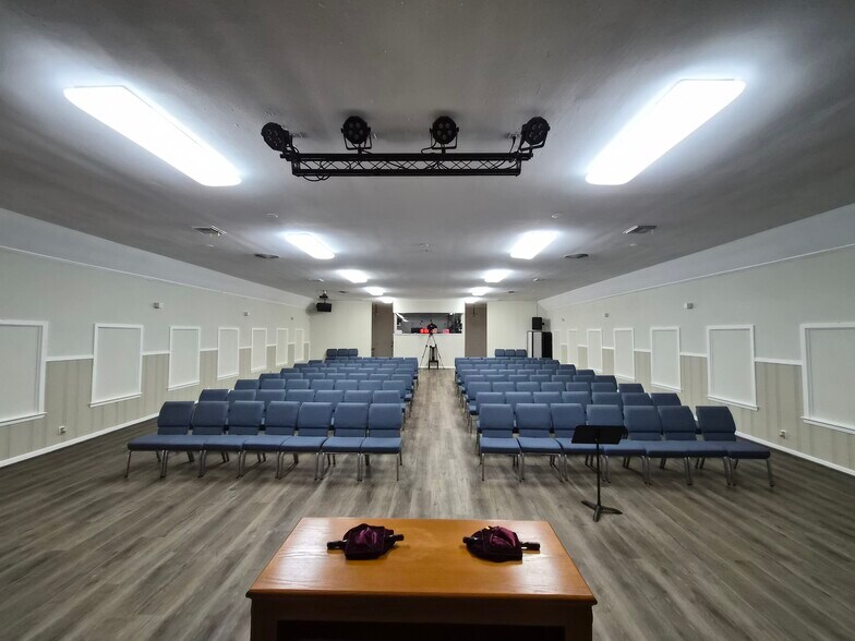 More Photos Of 1221 Dewey St, Houston Specialty For Sale