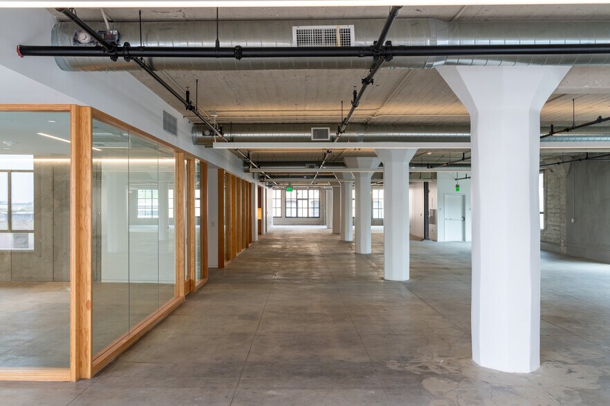 More Photos Of 755 S Los Angeles St, Los Angeles Loft Creative Space For Lease