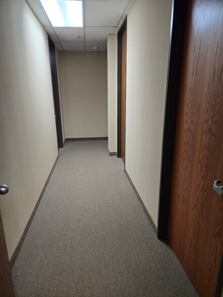 More Photos Of 2828 E Trinity Mills Rd, Carrollton Office For Lease