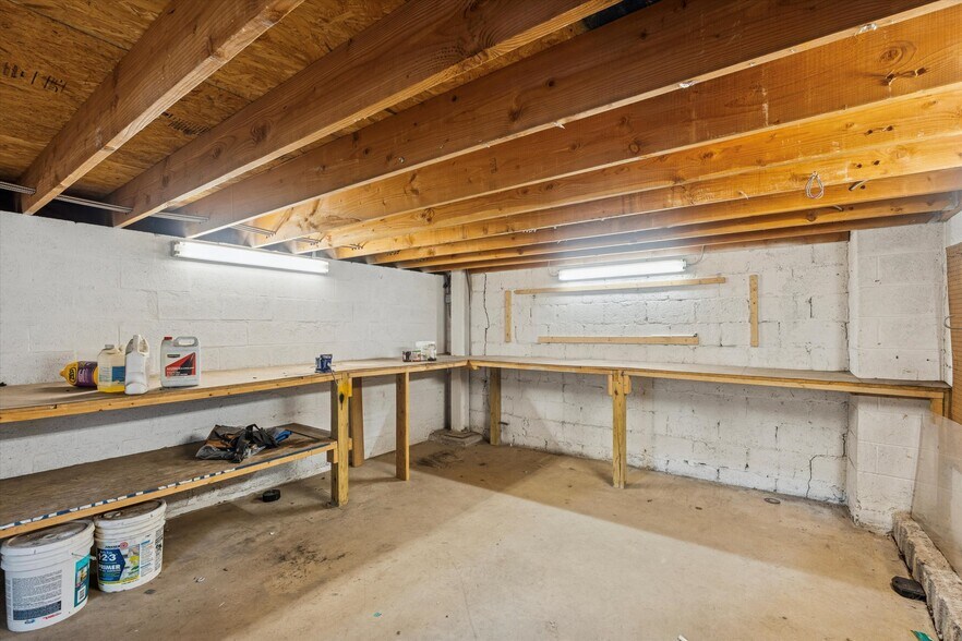 More Photos Of 3605 Salmon St, Philadelphia Industrial For Lease