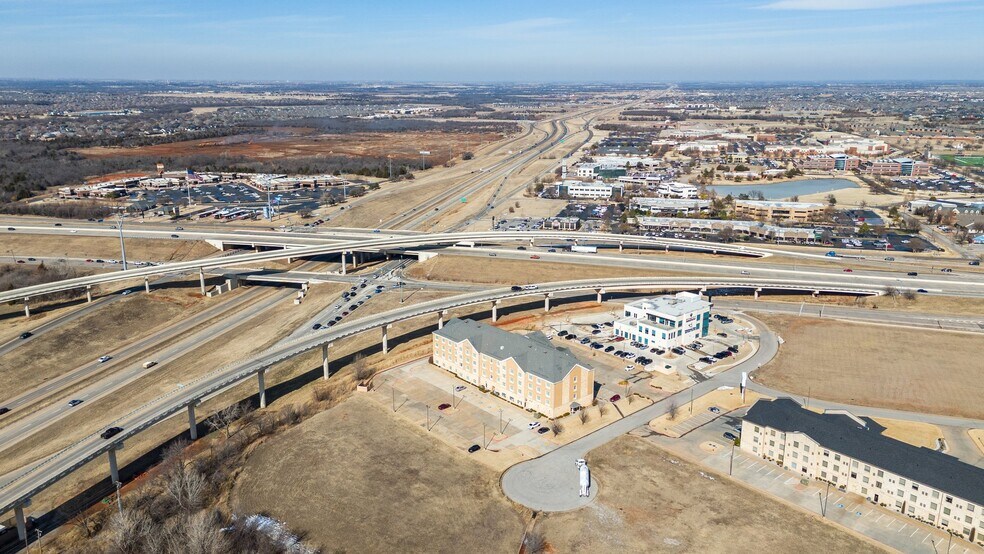 More Photos Of 13501 W Memorial Park Dr, Oklahoma City Hotel For Sale
