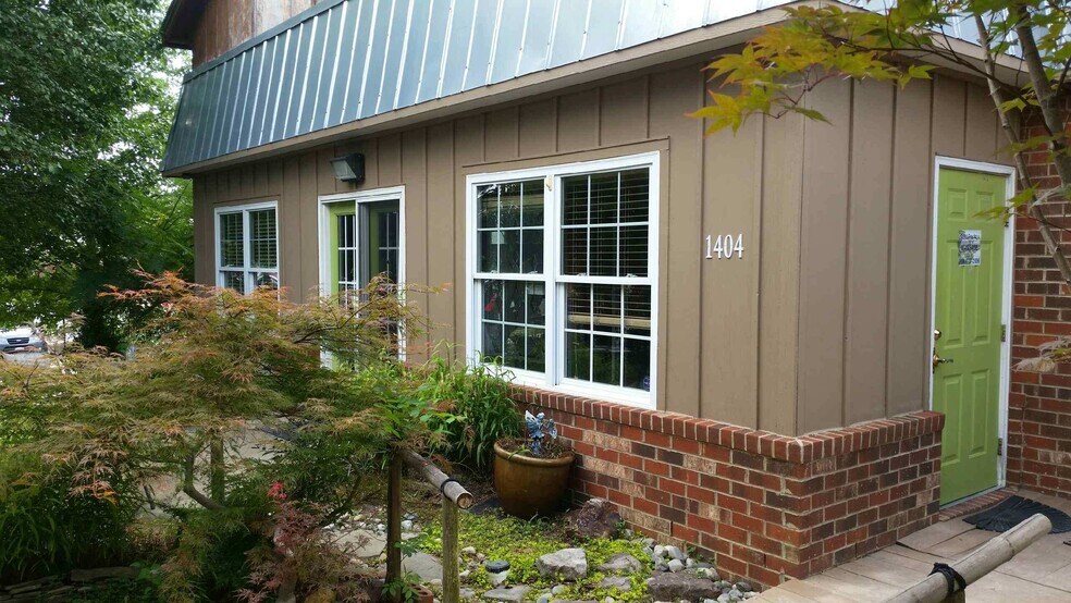 More Photos Of 1404 Starling Dr, Richmond Office For Sale