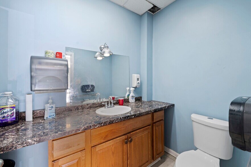More Photos Of 3441-3445 N Pulaski Rd, Chicago Storefront Retail Office For Sale