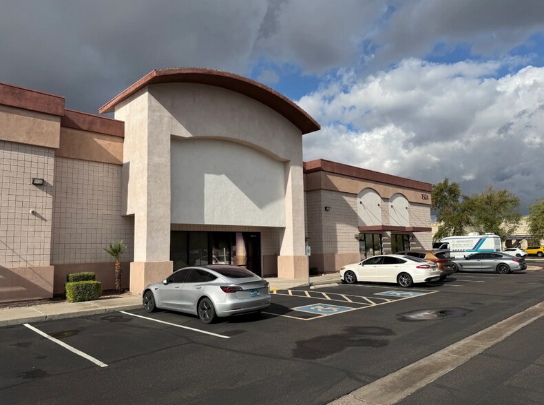 More Photos Of 1324 N Farrell Ct, Gilbert Warehouse For Sale