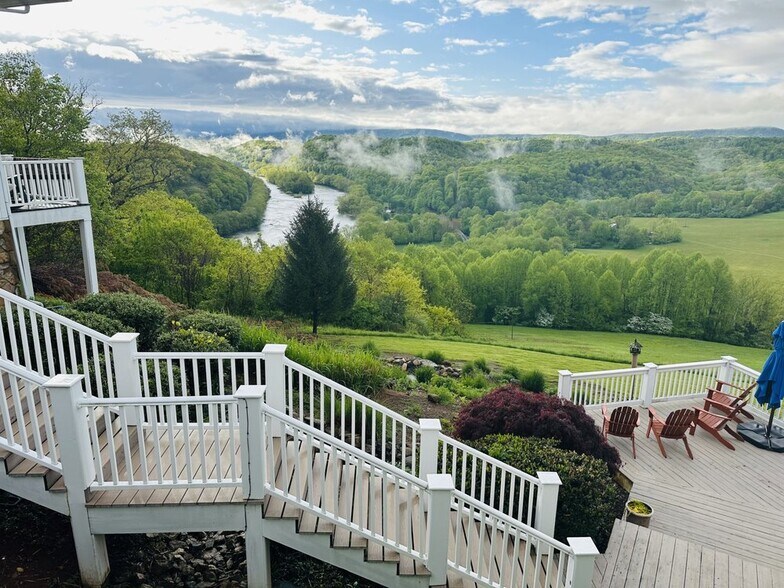 More Photos Of 125 River Ridge Dr, Pearisburg Hospitality For Sale