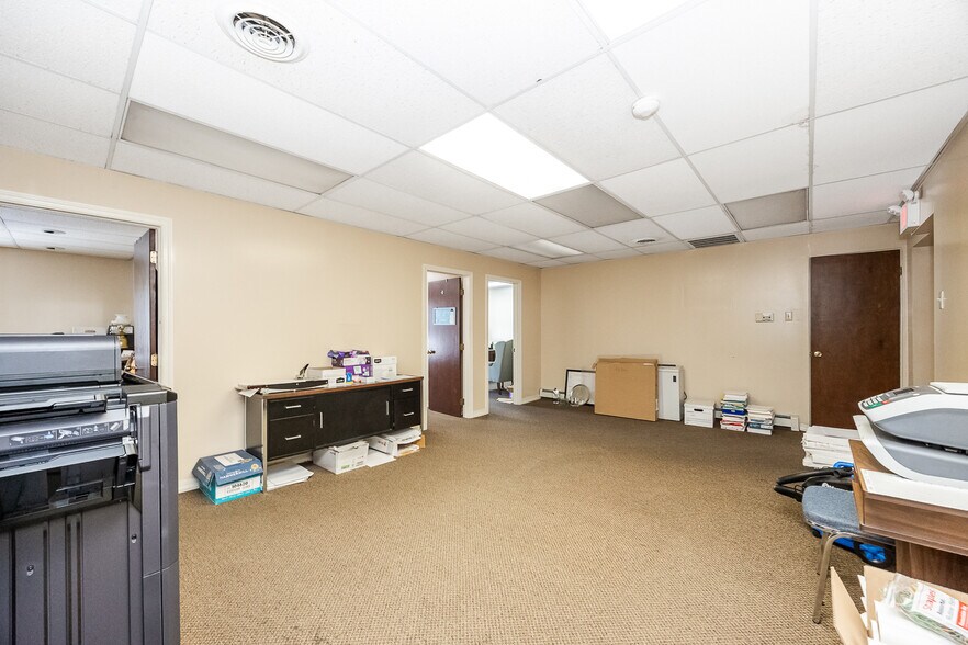 More Photos Of 67-73 Harry St, Conshohocken Office For Lease
