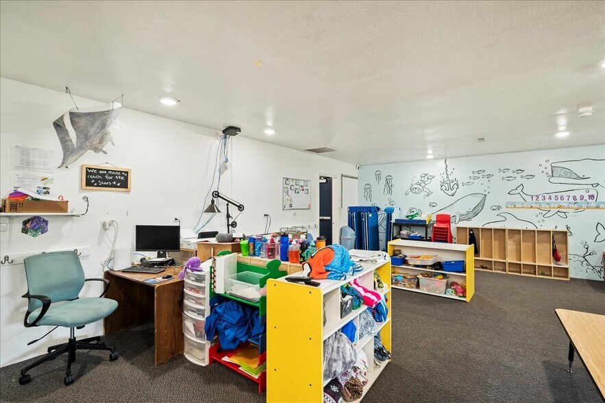 More Photos Of 522 N 9th Ave, Caldwell Daycare Center For Sale