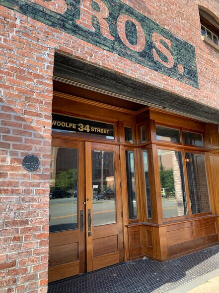 More Photos Of 32-34 Woolfe St, Charleston Freestanding For Lease