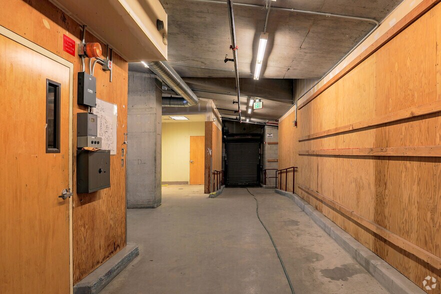 More Photos Of 100 S 2nd St, San Jose Supermarket For Lease