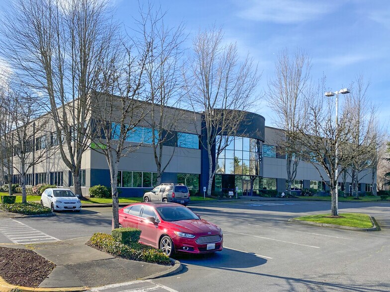 More Photos Of 6111 S 228th St, Kent Warehouse For Lease