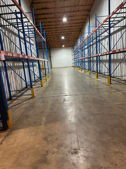More Photos Of 8316 Lone Tree Rd, Victoria Industrial For Lease