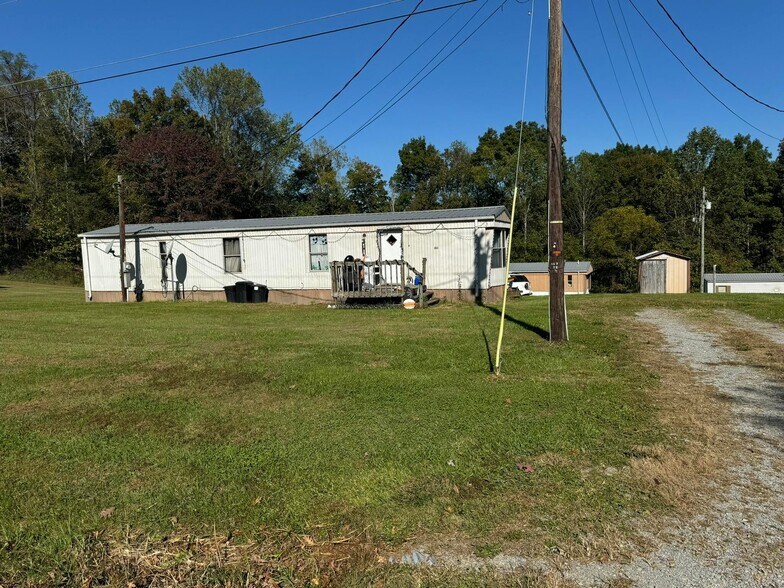 More Photos Of 112 Tutt St, Columbia Manufactured Housing Mobile Home Park For Sale