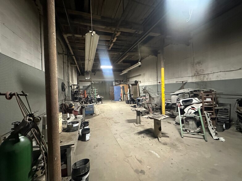 More Photos Of 10 Dunnell Ln, Pawtucket Manufacturing For Sale