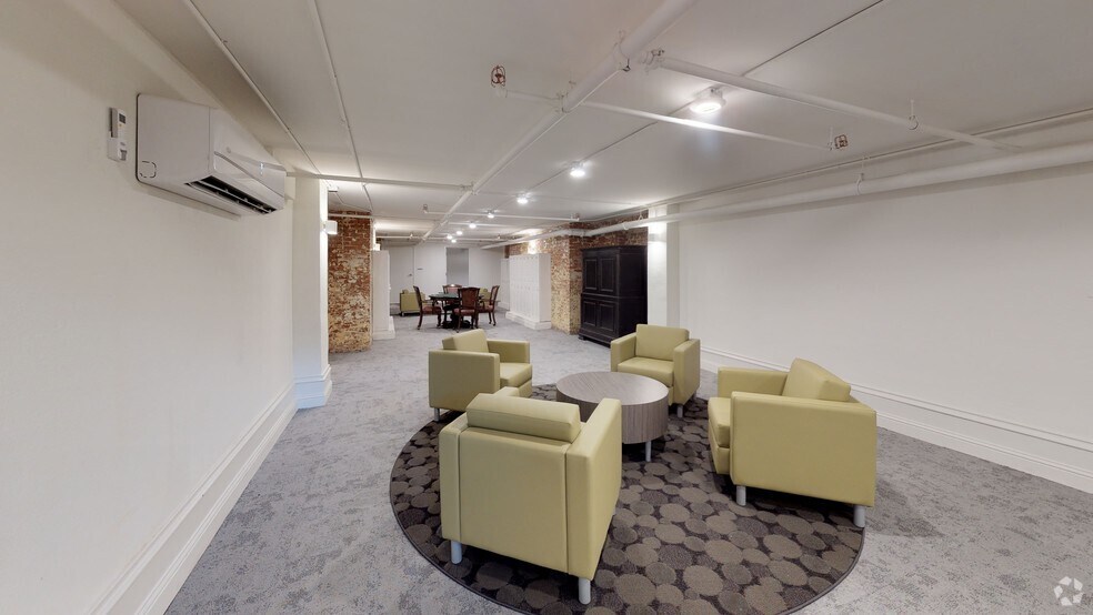 More Photos Of 401 N Carroll Ave, Dallas Apartments For Sale