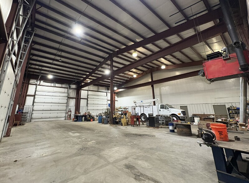 More Photos Of 1280 Rock Creek Cir, Lafayette Warehouse For Lease