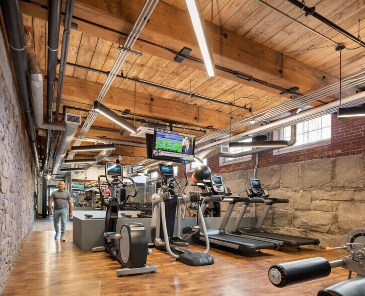 More Photos Of 165 Thorndike St, Lowell Apartments For Sale