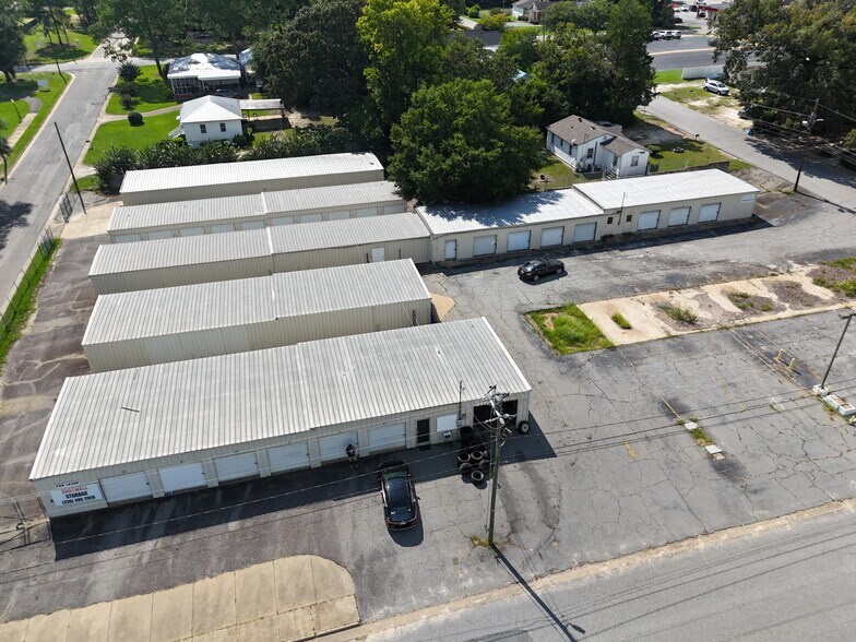 More Photos Of 404 S Boulevard Dr, Bainbridge Industrial For Sale