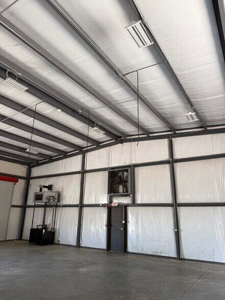 More Photos Of 2101 Dogwood Industrial Cir, Conyers Warehouse For Sale