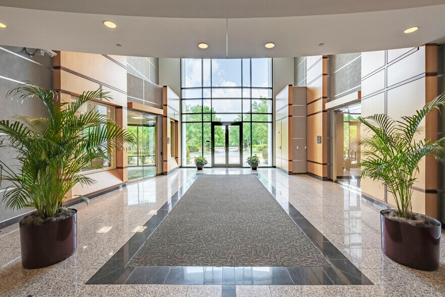 More Photos Of 1990 Vaughn Rd, Kennesaw Unknown For Lease
