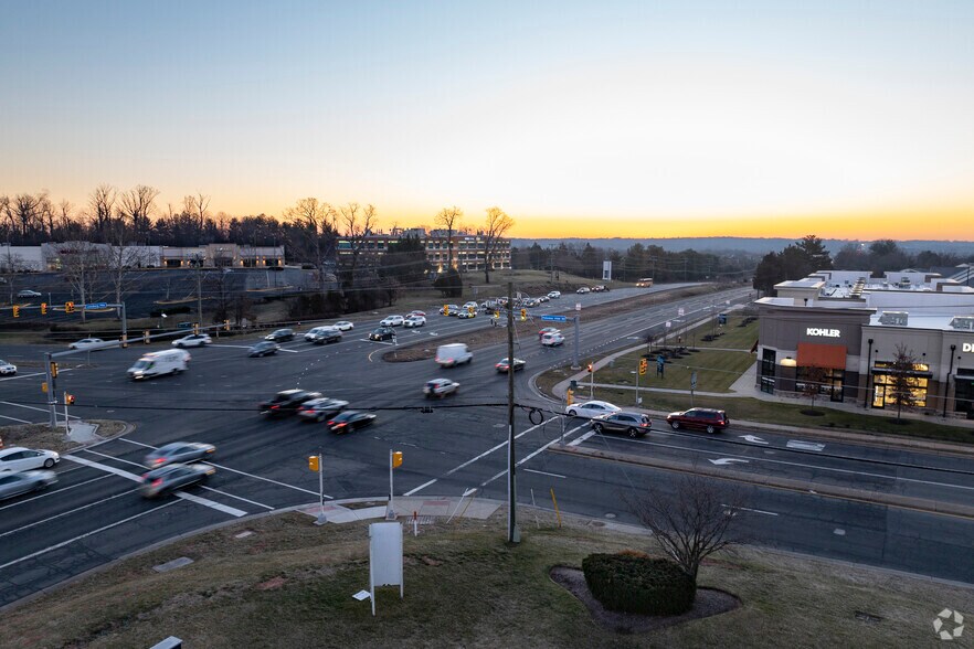 More Photos Of 21335 Signal Hill Plaza, Sterling Office For Lease