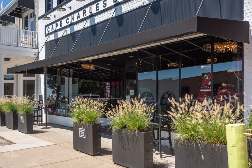 More Photos Of 225 Mason Ave, Cape Charles Storefront For Sale