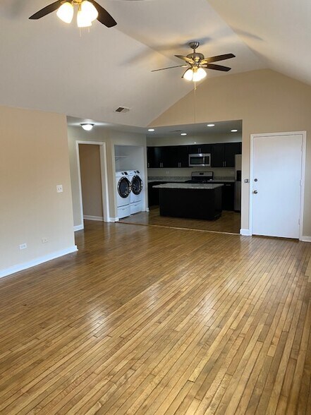 More Photos Of 5028 W 31st Pl, Cicero Multifamily For Sale