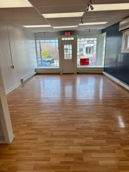 More Photos Of 705 Main St, Hyannis General Retail For Sale