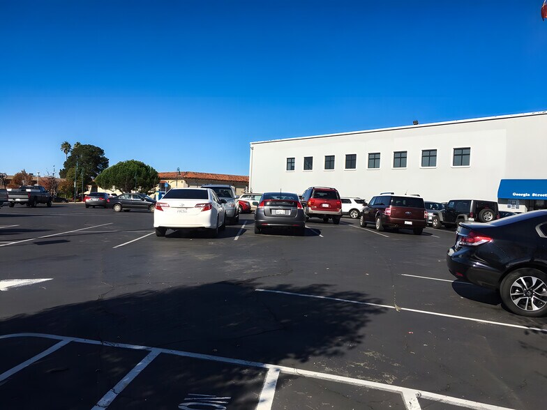 More Photos Of 301 Georgia St, Vallejo Office Residential For Lease