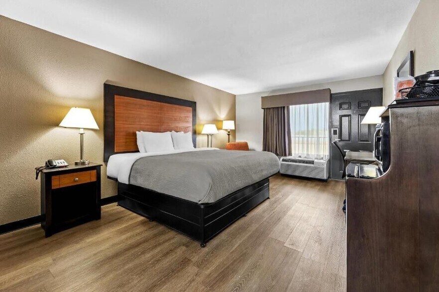 More Photos Of 1035 Highway 49 S, Richland Hotel For Sale
