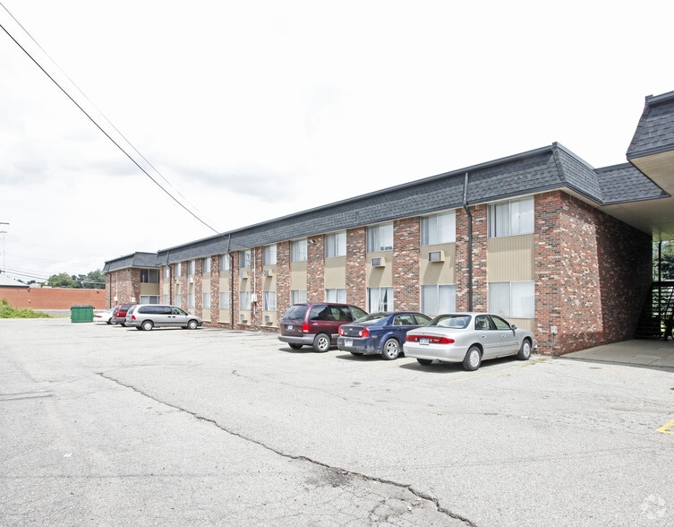 More Photos Of 45437 Deshon St, Utica Apartments For Sale