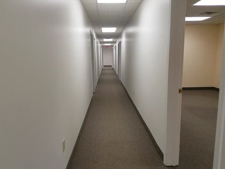 More Photos Of 315 S Crouse Ave, Syracuse Medical For Lease