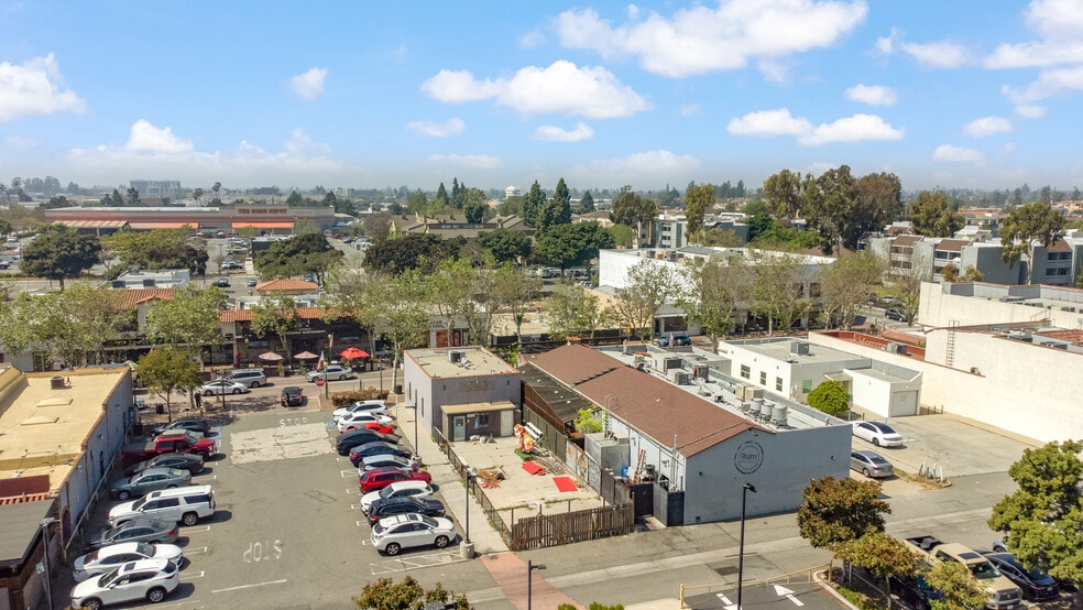 More Photos Of 12908 Main St, Garden Grove Freestanding For Sale