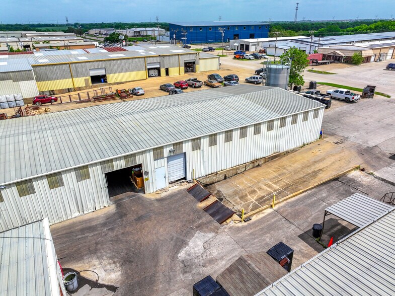 More Photos Of 1121-1201 Industrial Dr, Royse City Manufacturing For Sale