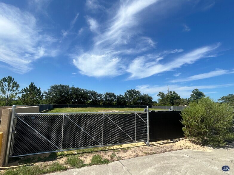 More Photos Of Gus Hipp Blvd, Rockledge Land For Lease