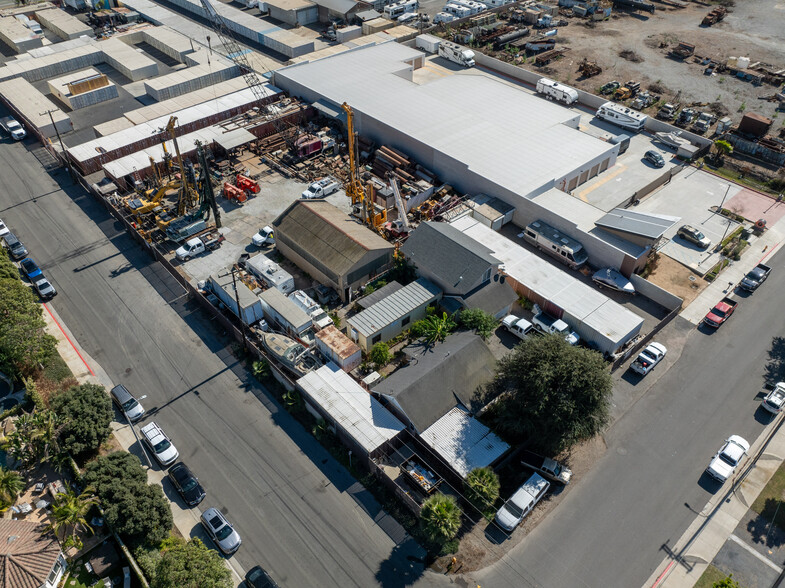 Primary Photo Of 18792 Stewart Ln, Huntington Beach Contractor Storage Yard For Sale