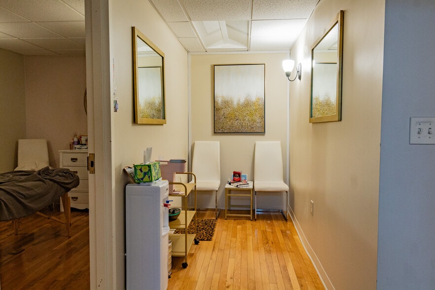 More Photos Of 260 Western Ave, South Portland Office For Sale