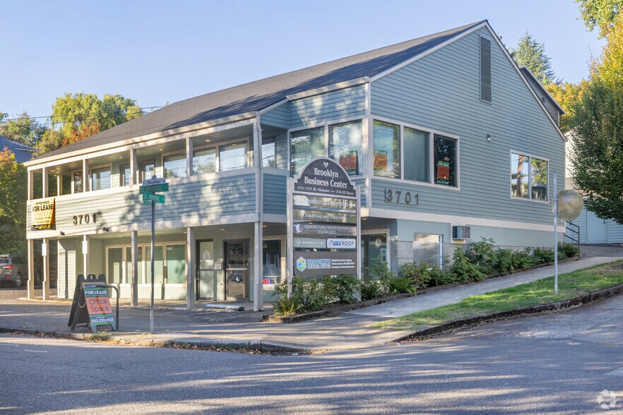 Primary Photo Of 3701 SE Milwaukie Ave, Portland Medical For Lease