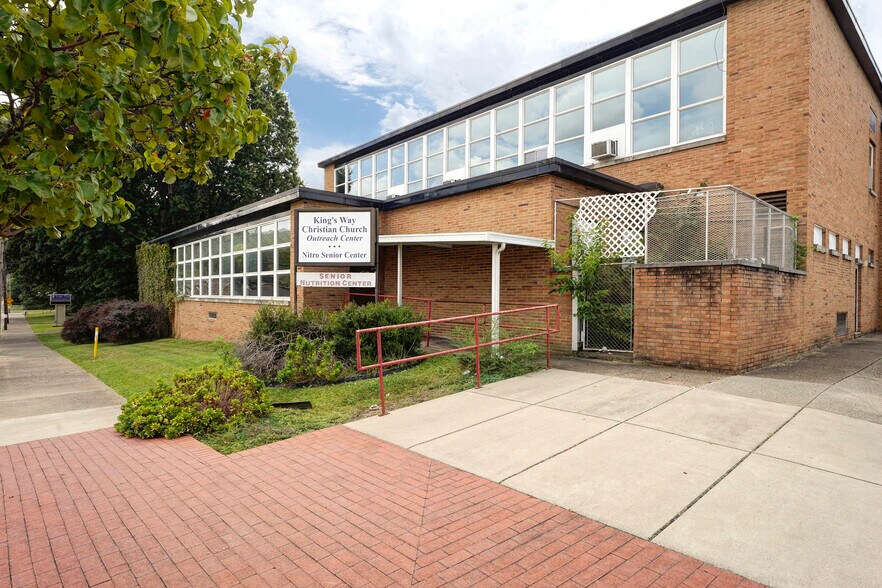 More Photos Of 302 21st St, Nitro Office Residential For Sale