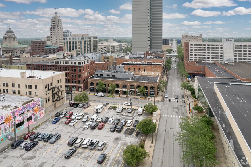 More Photos Of 927 S Harrison St, Fort Wayne Office For Lease