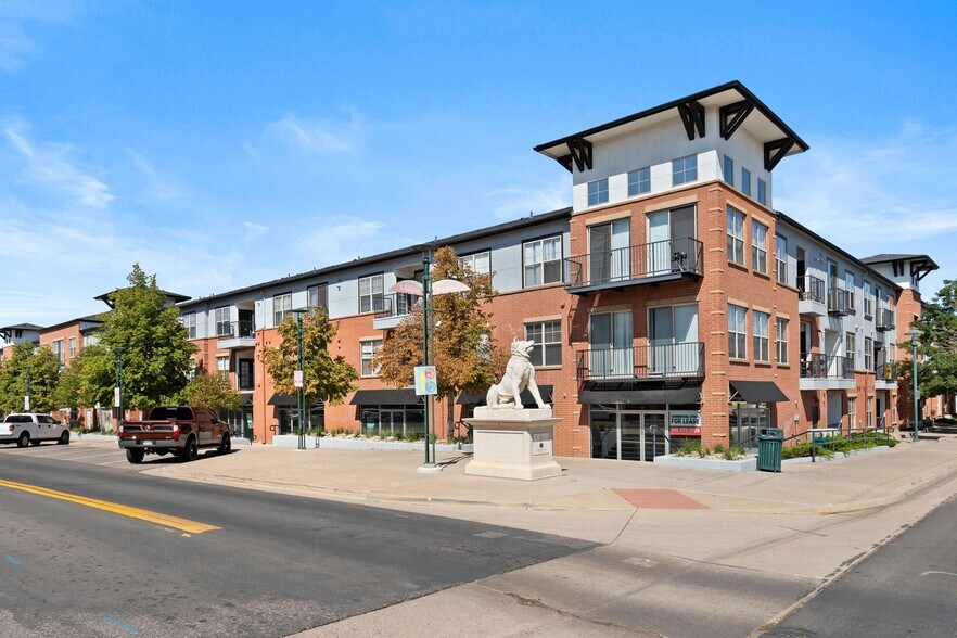 More Photos Of 801-901 Englewood Pky, Englewood Apartments For Lease