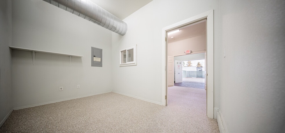 More Photos Of 33845 E 99 Hwy, Tangent Self Storage For Sale